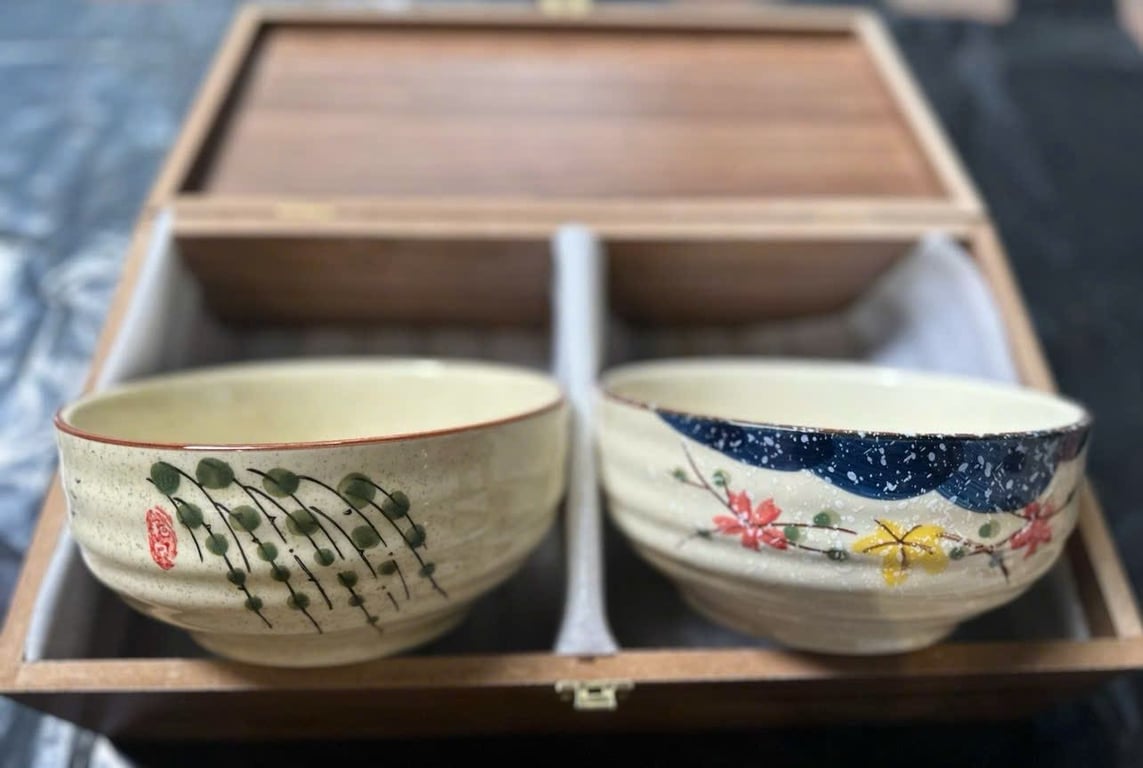 🌸 Bộ Tô – Đĩa Gốm Sứ Nhật Bản Aijuku Cao Cấp Men Chìm