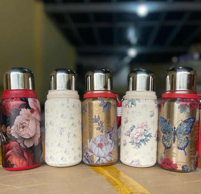 Bình Giữ Nhiệt Hoa Hoè Có Lướt Lọc Trà 600ml