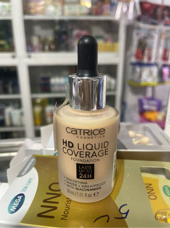 Kem nền catrice xịn