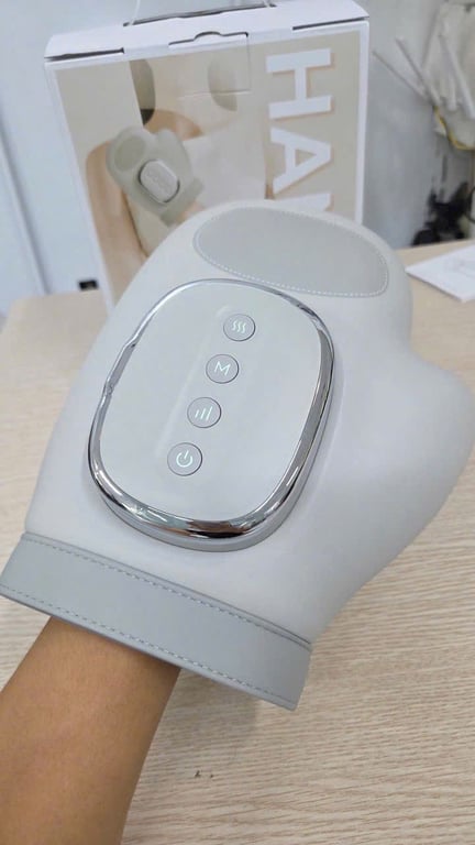 MÁY MASSAGE BÀN TAY 2025