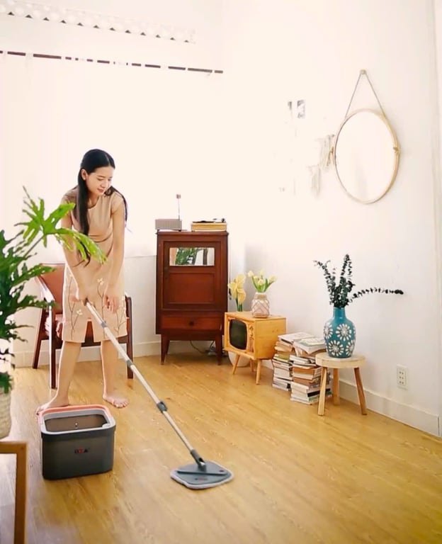 Cây lau nhà OZA009 – tự vắt, tự tách nước bẩn