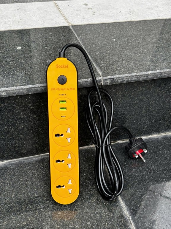 Ổ CẮM ĐIỆN ĐA NĂNG 2500W – DÂY 3 MÉT