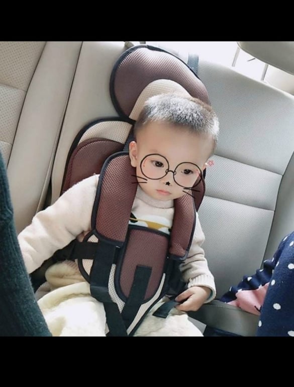 ĐAI GHẾ NGỒI ÔTÔ CHO BÉ