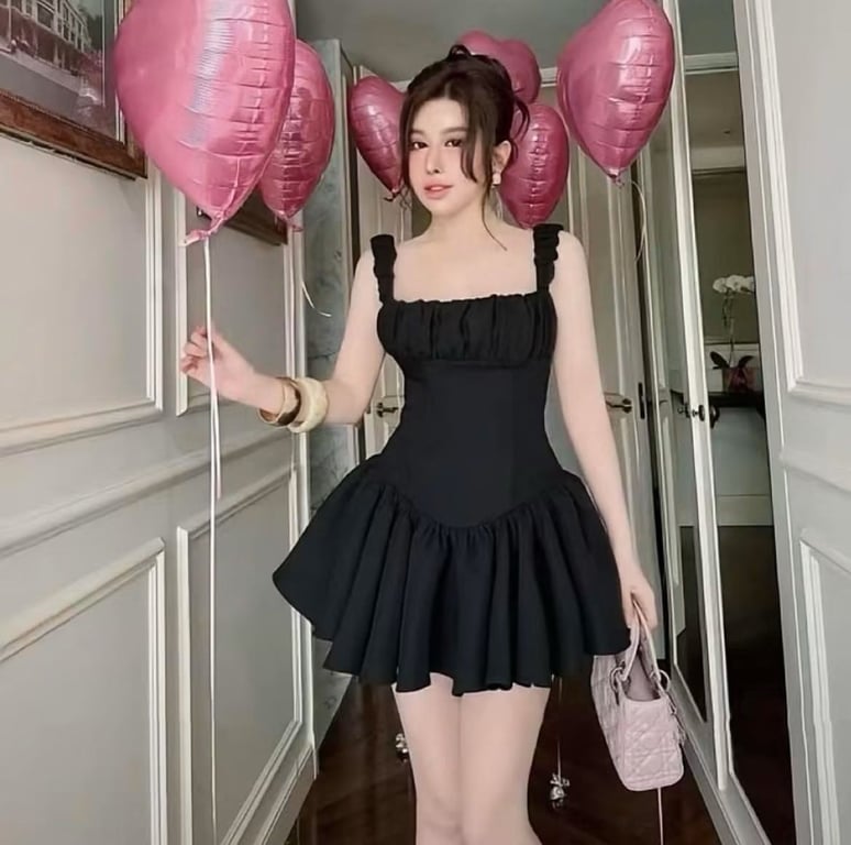 Đầm 2 dây đưn nhún ngực ( size S )