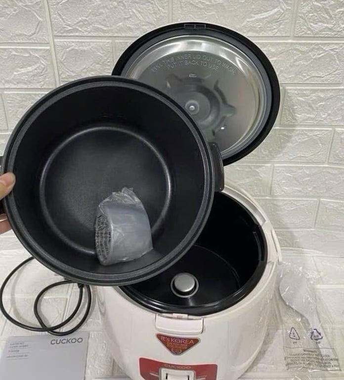 NỒI CƠM ĐIỆN CUCKOO 1.8L CR-1021