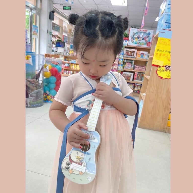 ĐÀN UKULELE GHITA CHO BÉ