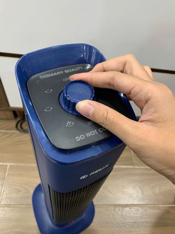 HL68CH - MÁY SƯỞI GỐM HELIX 2000W