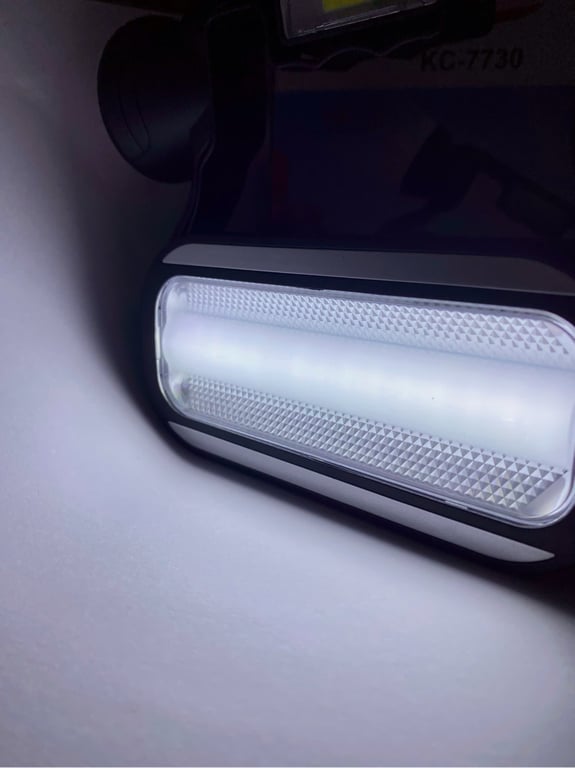 ĐÈN PIN ĐA NĂNG KC-7730