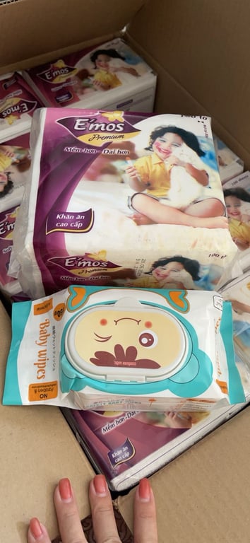 Giấy vuông emos thùng /30 gói