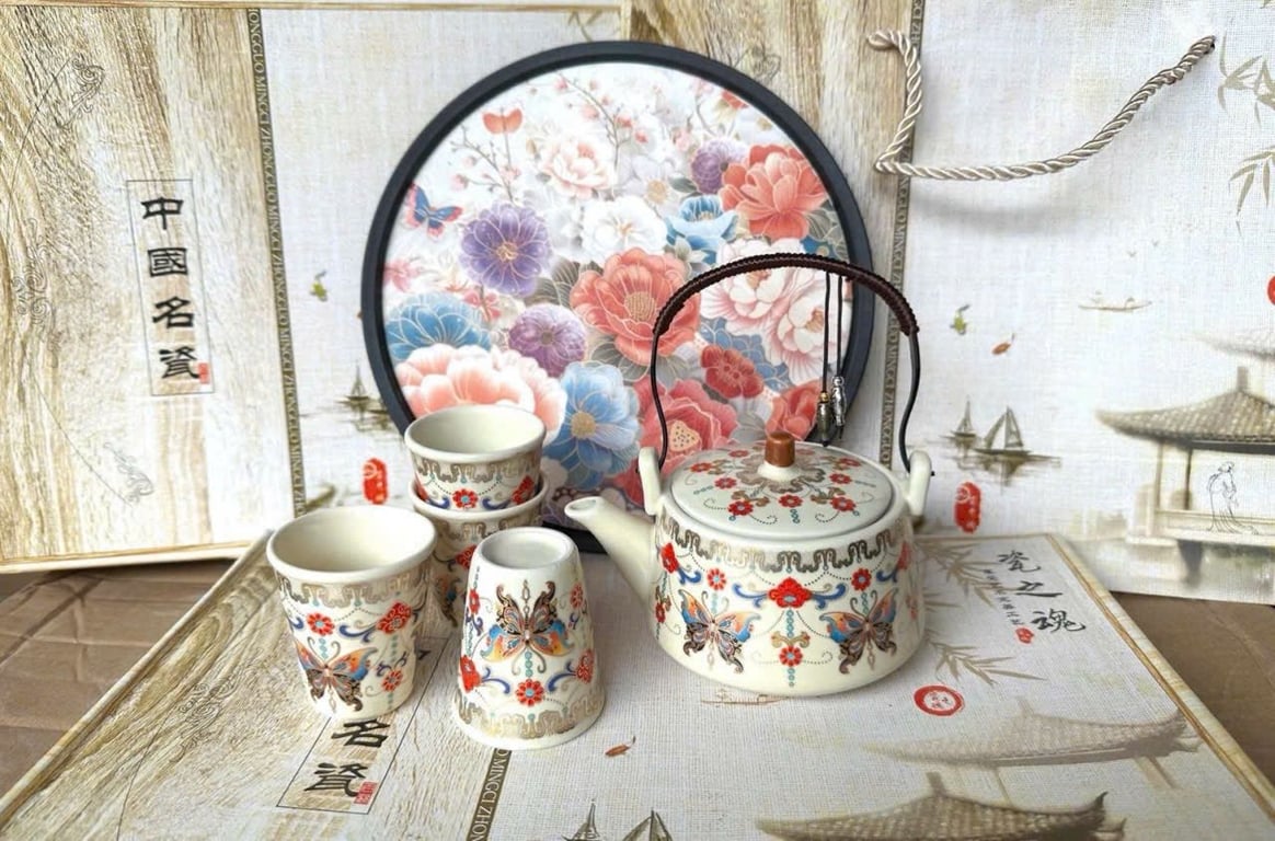 Set ấm chén kèm khay hoa anh đào