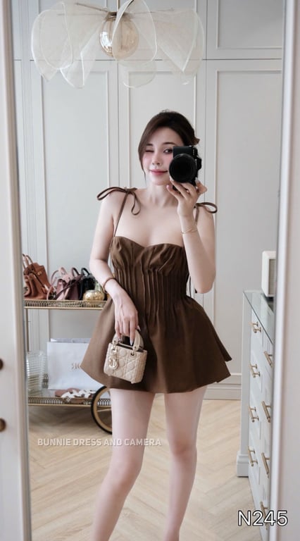A245-váy dập li nâu 2s LinhHoang