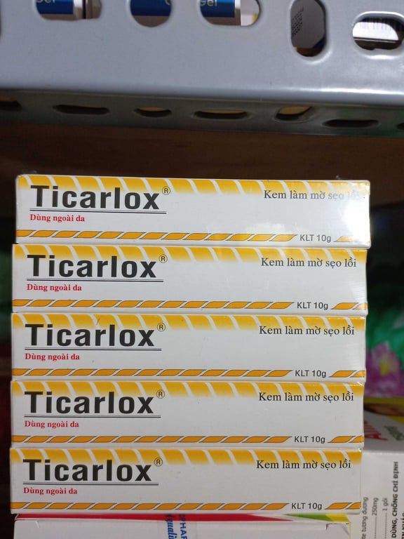 Ticarlox tube/10g