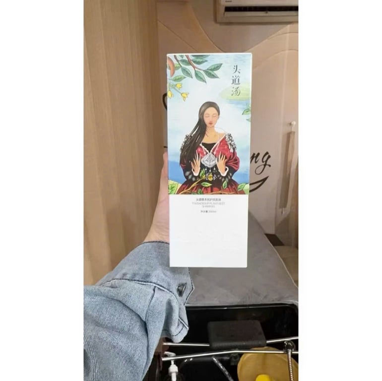 DẦU GỘI THẢO DƯỢC THỦ ĐẠO THANG 300ml