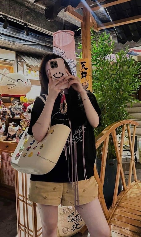 𝐓𝐮́𝐢 𝐧𝐡𝐮̛̣𝐚 𝐜𝐫𝐨𝐬𝐬