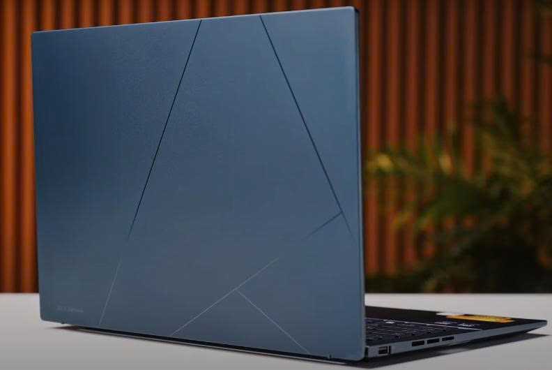 Laptop Asus Zenbook 14 UX3405CA-PZ204WS (Intel Core Ultra 9 285H | 32GB | 1TB | Intel Arc | 14 inch 3K OLED | Cảm ứng | Win 11 | Office | Xanh)