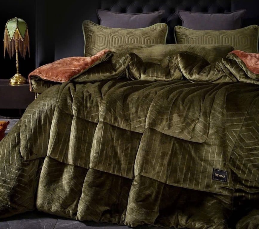 CHĂN LÔNG CỪU NICOLAS KATARIA