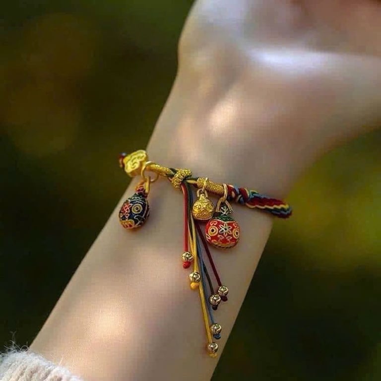 Vòng bện tay ngũ sắc