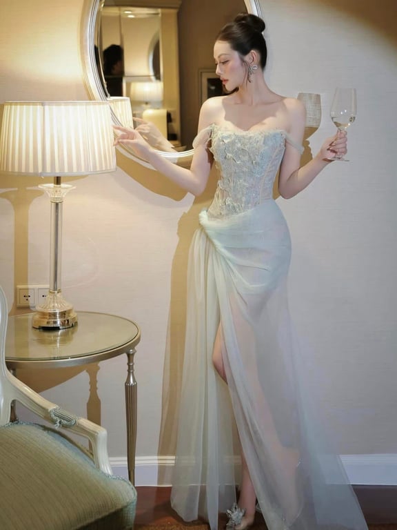 Váy dài trễ vai lưới tùng xoè ren hoa xoắn eo xanh - DT183