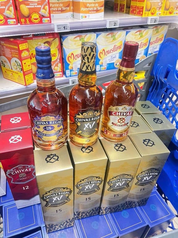 Rượu Chivas Regal 18 Year Old 700ml