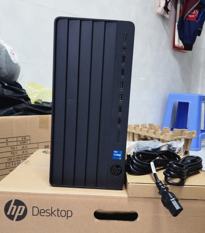 Bộ Máy Tính Để Bàn HP 280 Pro G9 9E812PT (Core i5 12500/ Intel H670/ 8GB/ 256Gb SSD/ Intel UHD Graphics 770/ Windows 11 Home)
