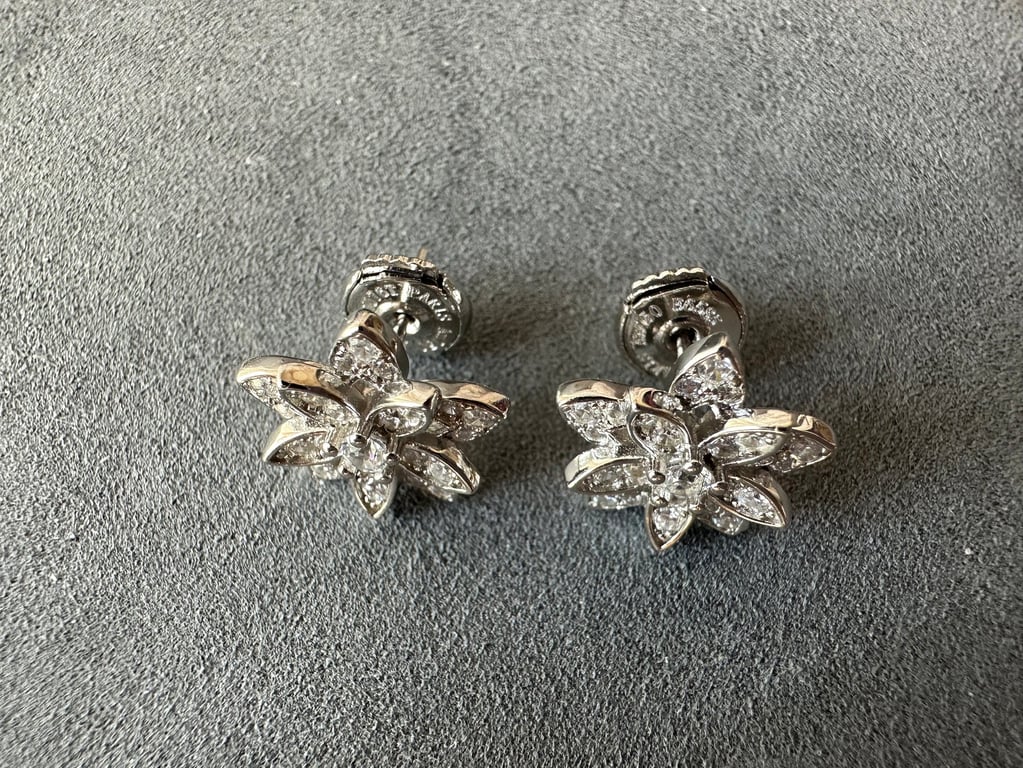 Hoa tai vòng cổ vòng tay CZ Lotus bạc 925 mạ vàng trắng 18k