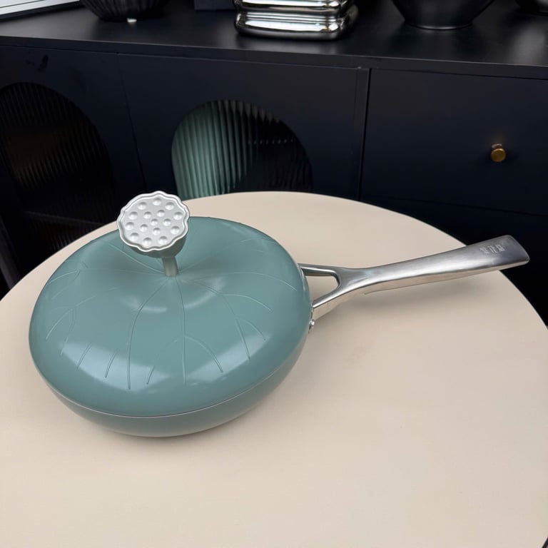 CHẢO NHÔM LÁ SEN VELOSAN 26CM - KC20