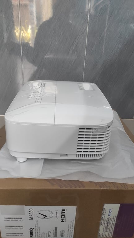 Máy Chiếu Đa Năng KTS BenQ MS550