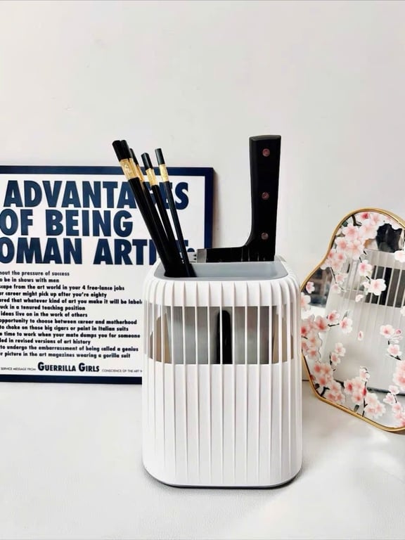 ỐNG ĐỰNG ĐŨA Xoay 360°