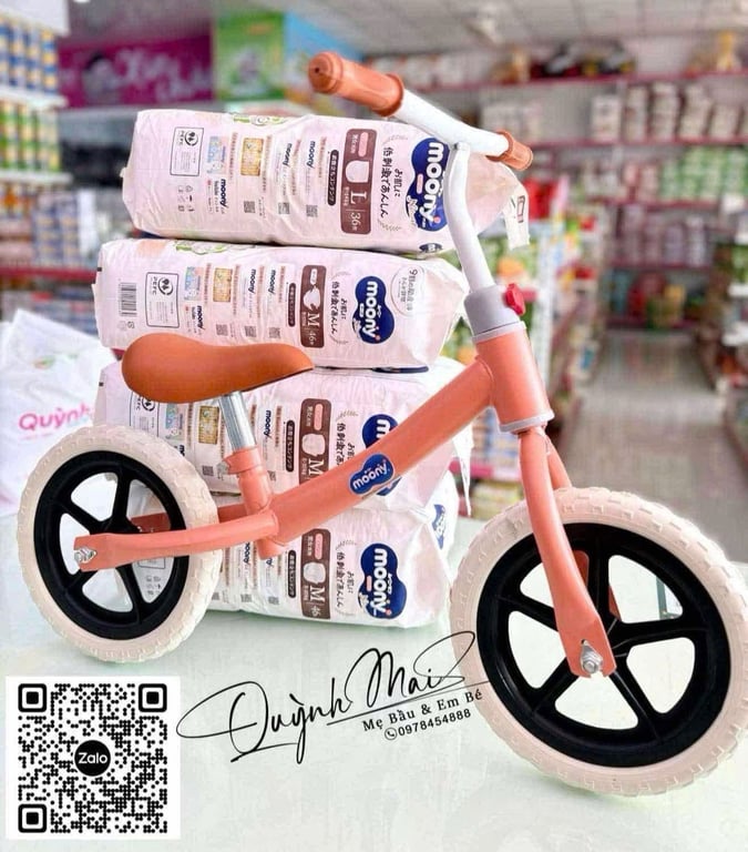 xe chòi chân HKM Bobby cho bé
