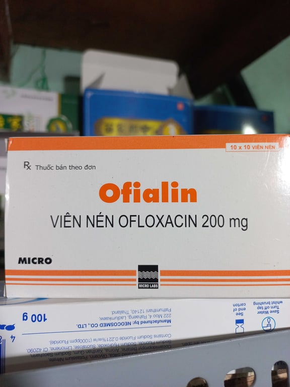 Ofloxaxin 200 h100v ấn