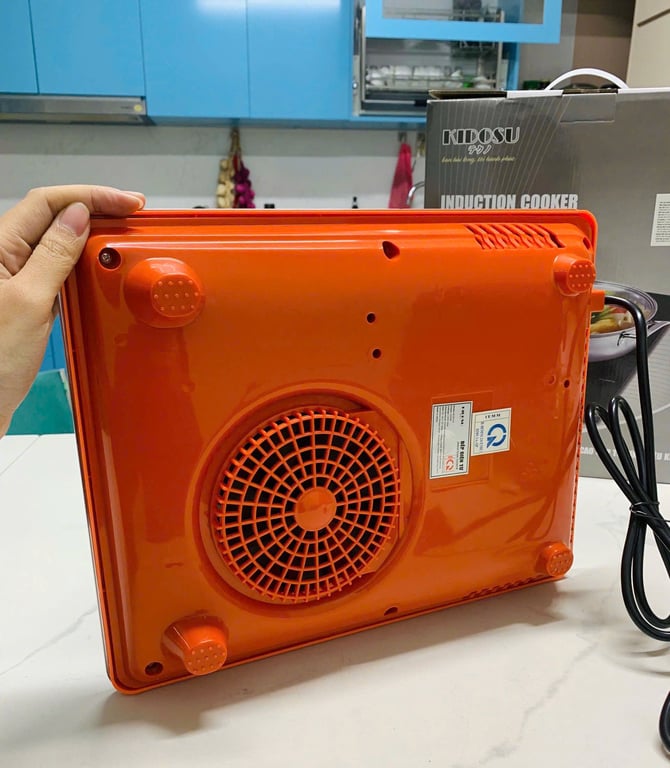 Bếp Từ Đơn Dùng Điện 2200W KIDOSU 🥘🥘 tặng kèm nồi lẩu 28cm