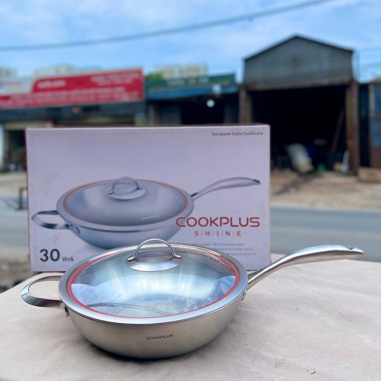 CHẢO XÀO SÂU LÒNG INOX COOKPLUS LOCK&LOCK 30CM KÈM VUNG