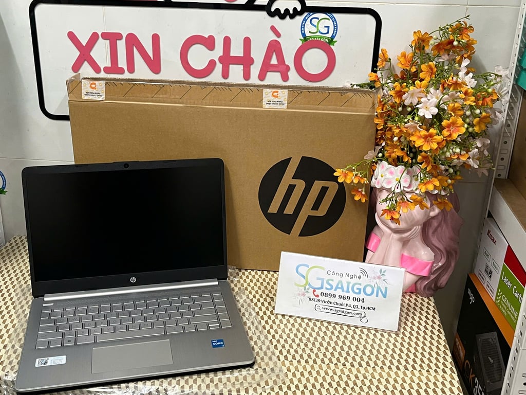 Laptop HP 14s-dq5121TU 8W355PA (Intel Core i3-1215U/ 8GB/ 512GB/ Intel UHD/ 14 inch FHD/ Win 11/  Bạc)