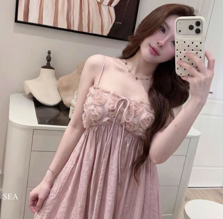 Váy tơ hoa 2 dây hồng