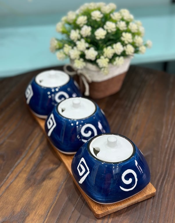 🍯🍯🍯 SET 3 HŨ ĐỰNG GIA VỊ, HŨ ĐỰNG MỠ KÈM KHAY GỖ 330ML