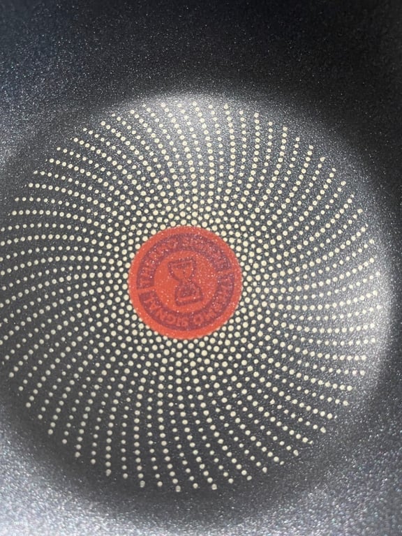 CHẢO XÀO CHỐNG DÍNH SÂU TEFAL PRIMARY 28CM