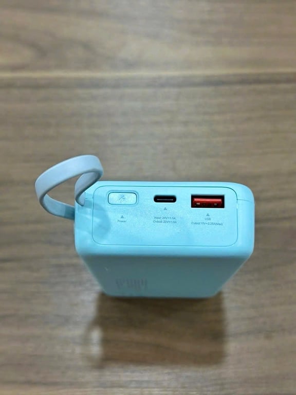 Pin Sạc Dự Phòng Yoobao chính hãng Q22 Pro 20000mAh Sạc Nhanh Tích Hợp Dây Sạc Type - C