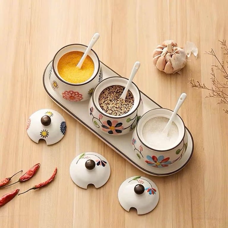 BỘ 3 HŨ ĐỰNG GIA VỊ GỐM SỨ CAO CẤP – KÈM KHAY & THÌA TIỆN LỢI