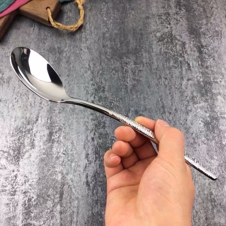 Set 5 thìa vân cán khắc inox Chockmen CKM57