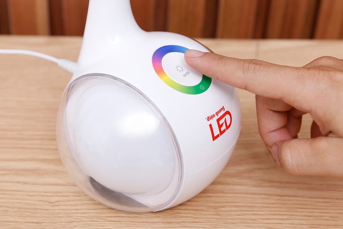 Đèn bàn LED bảo vệ thị lực Điện Quang ĐQ LDL06