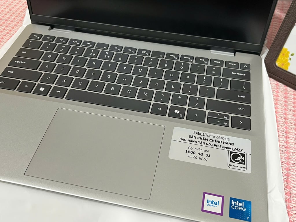 Laptop Dell Pro 14 Essential PV14250 PV14250-150U-161TBW