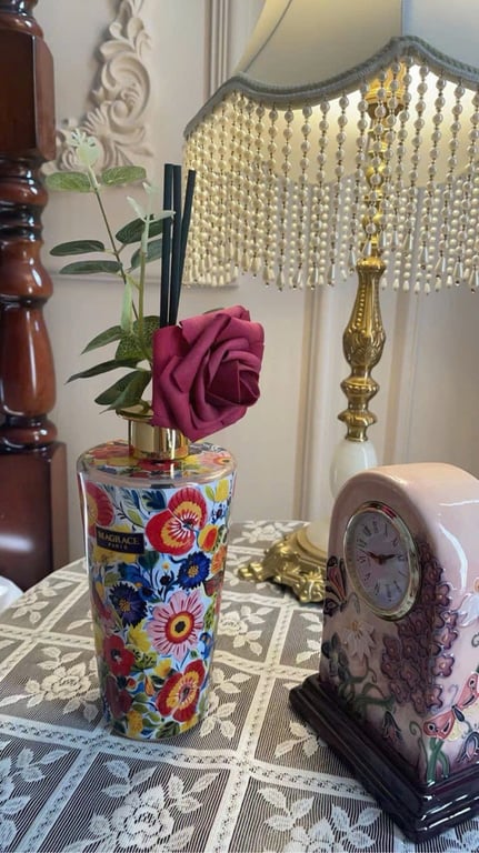 CHAI TINH DẦU KHUẾCH MÙI HƯƠNG HOA MAGRACE