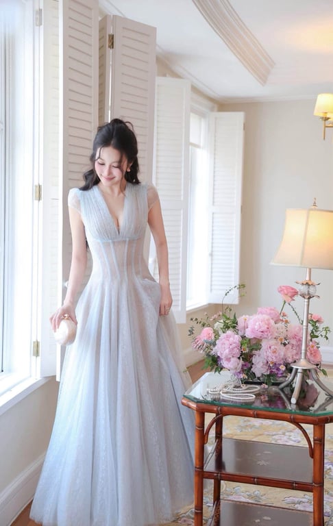 Đầm ren dáng dài cổ V tay nhí (màu xanh) - DT298