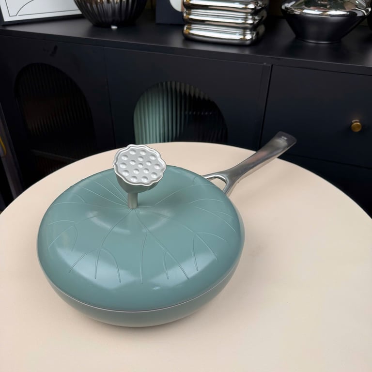 CHẢO NHÔM LÁ SEN VELOSAN 26CM - KC20