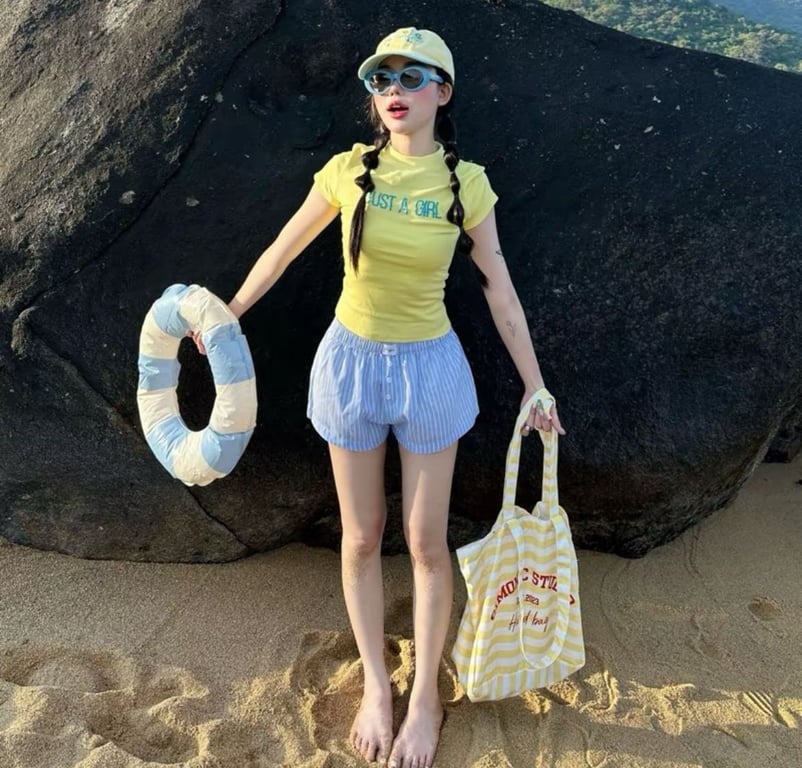 Mũ lưỡi trai thuê hoa nhí