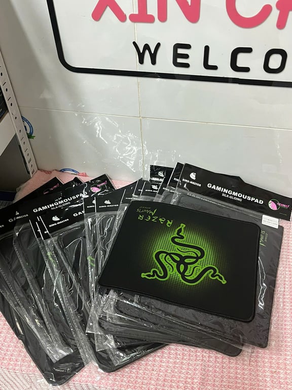 Mouse Pad Razer Game Khổ ( 250x330x4mm)