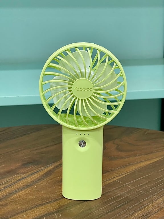 quạt Yoobao F3 3000mAh
