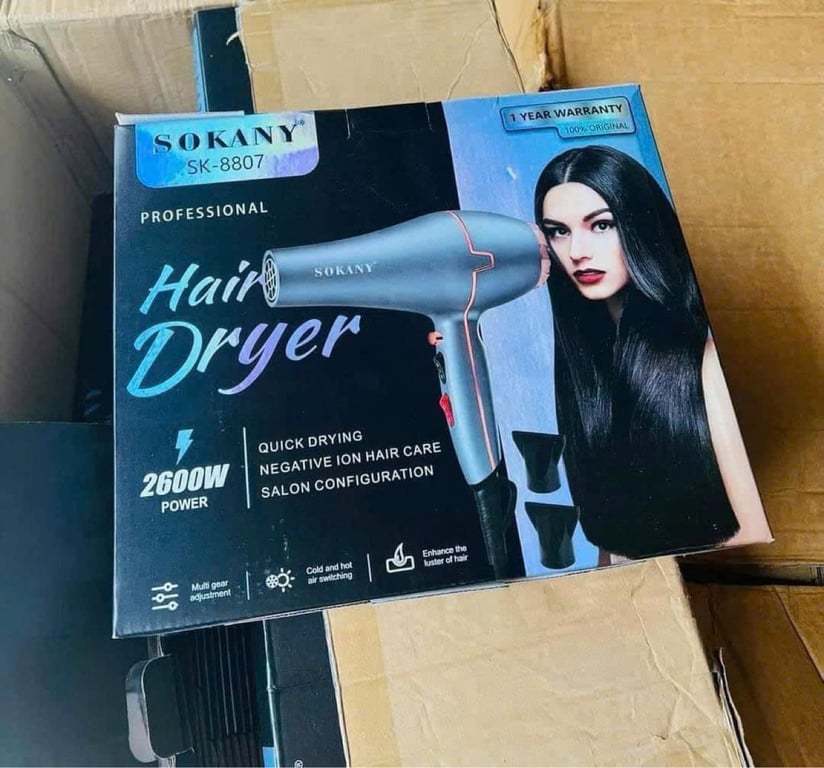 Máy sấy tóc SOKANY 8807 có 2 chế độ Nóng - Lạnh tặng kèm đầu tạo kiểu