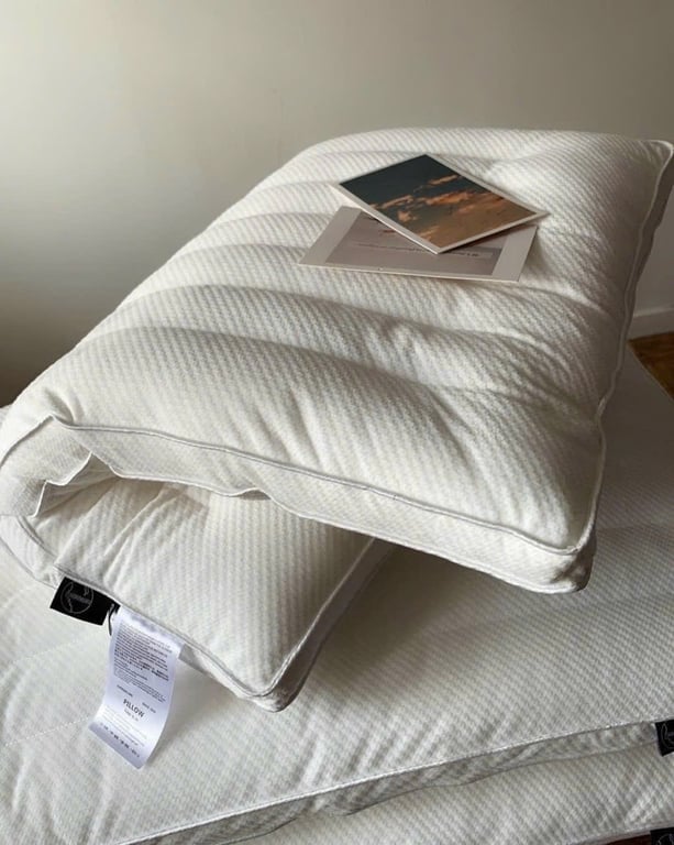 gối thấp hàng xuất châu âu