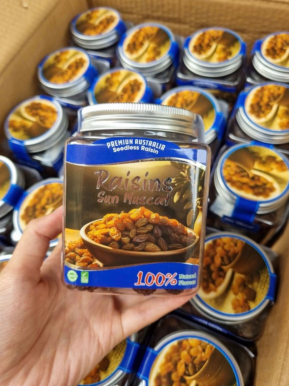 NHO KHÔ ÚC RAISINS SUN MUSCAT lọ thuỷ tinh 280g